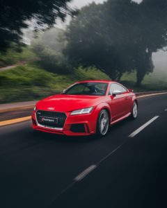 Audi auf Strasse